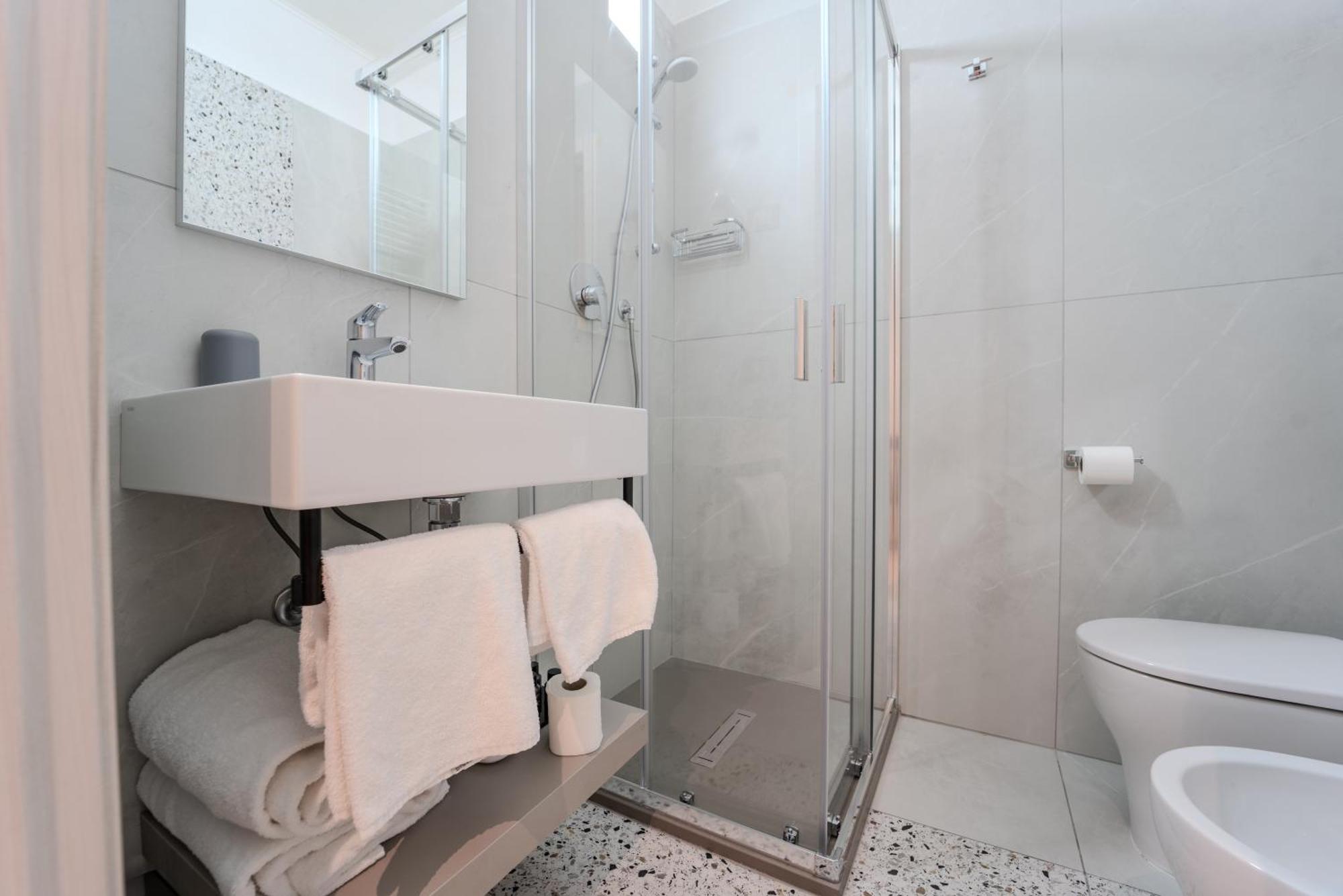 Hotel Donatello Modena Ngoại thất bức ảnh