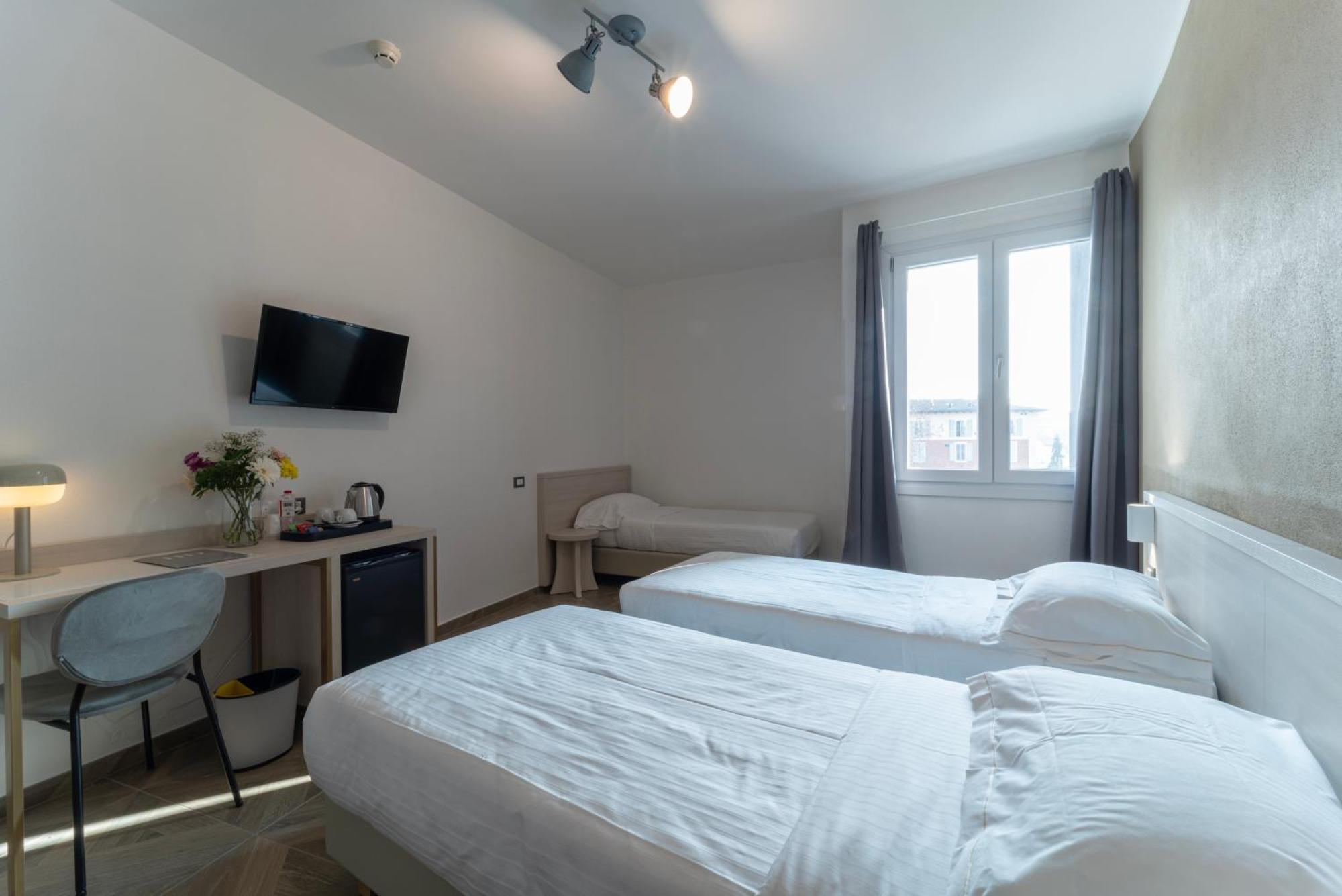 Hotel Donatello Modena Ngoại thất bức ảnh