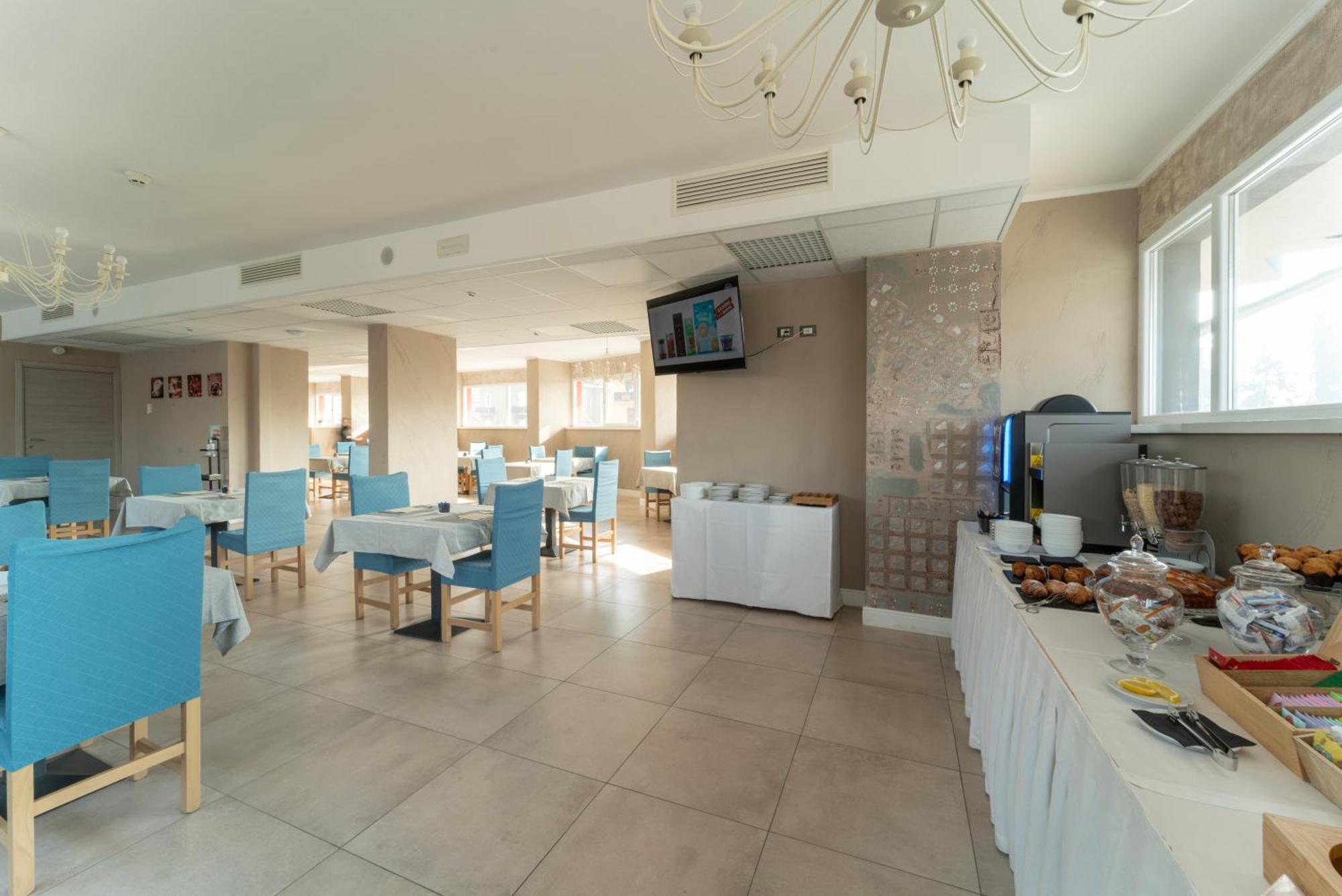 Hotel Donatello Modena Ngoại thất bức ảnh