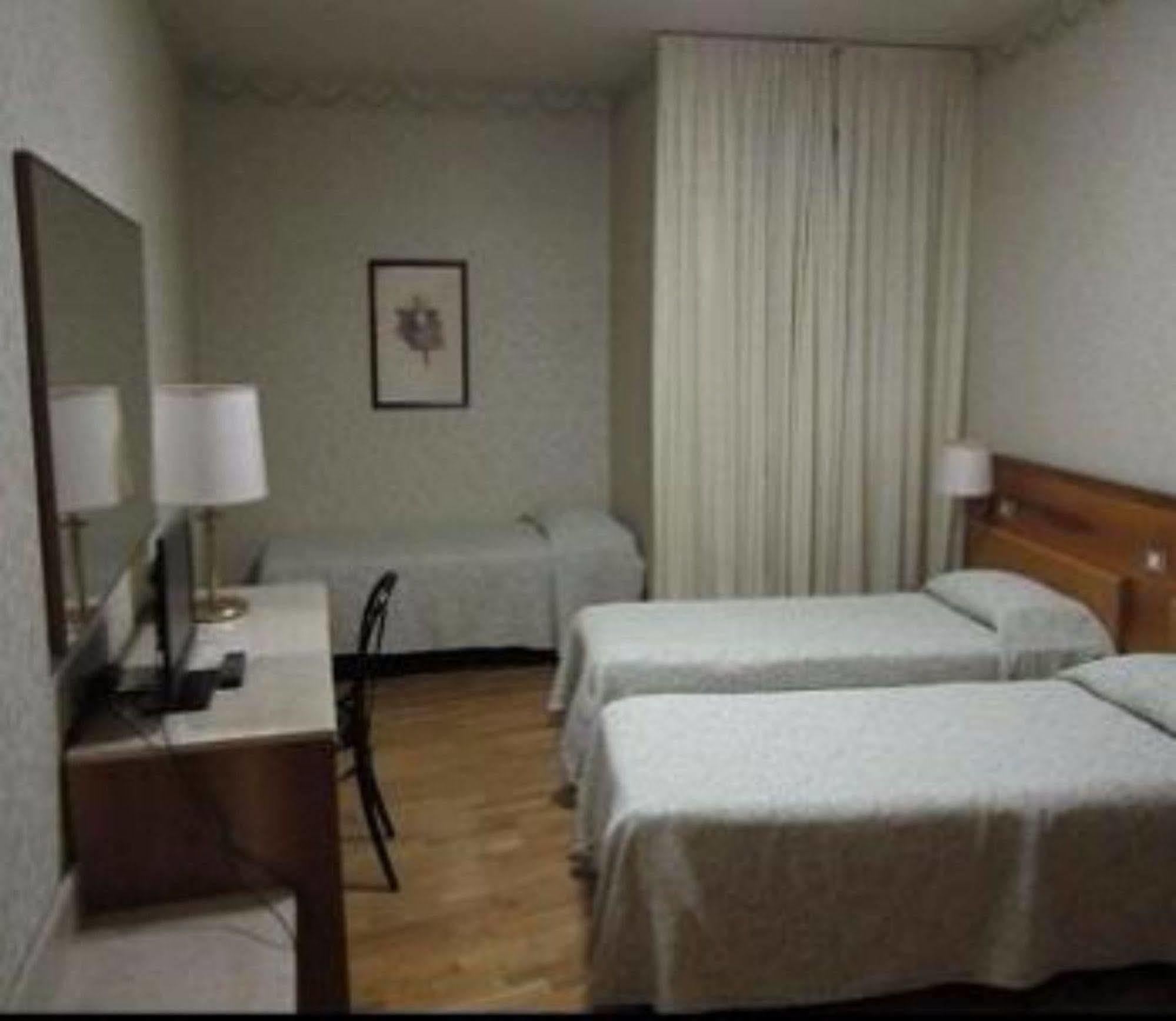 Hotel Donatello Modena Ngoại thất bức ảnh